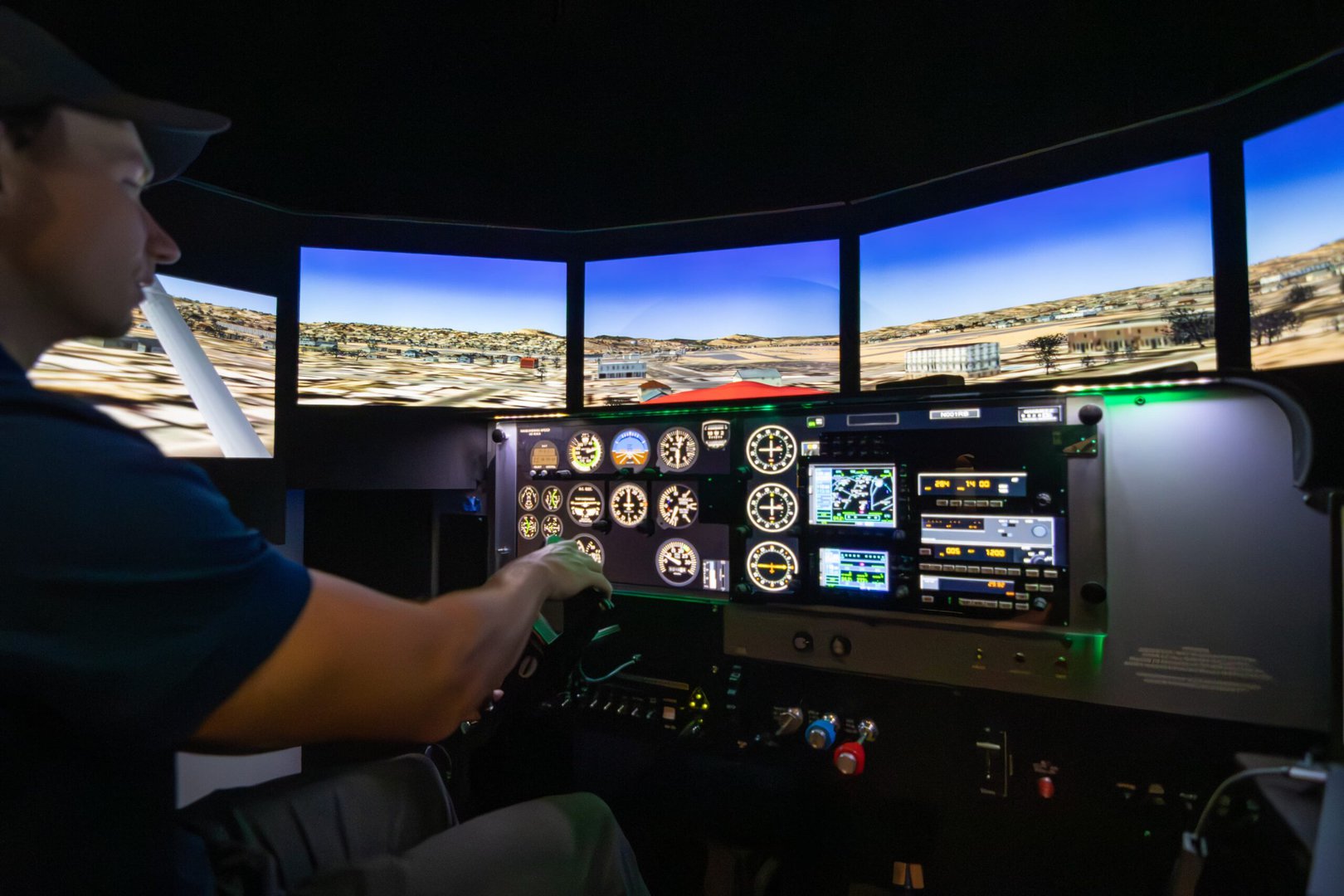 Redbird LD Flight Simulator